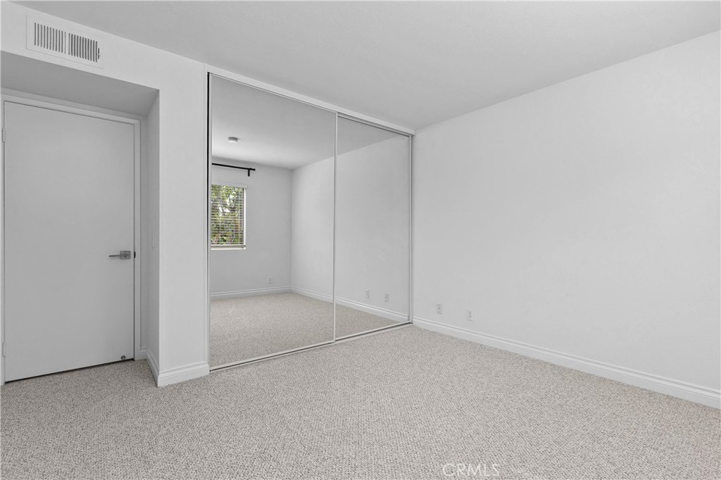 372 Villa Point Drive Property Photo 21