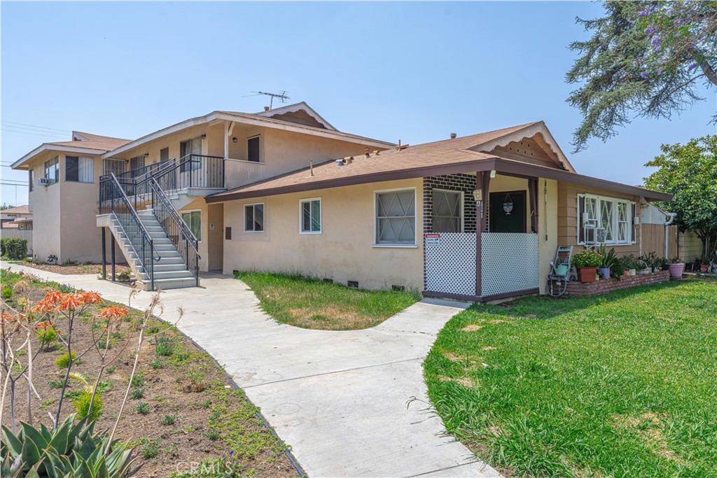 608 W Bellevue Property Photo 4