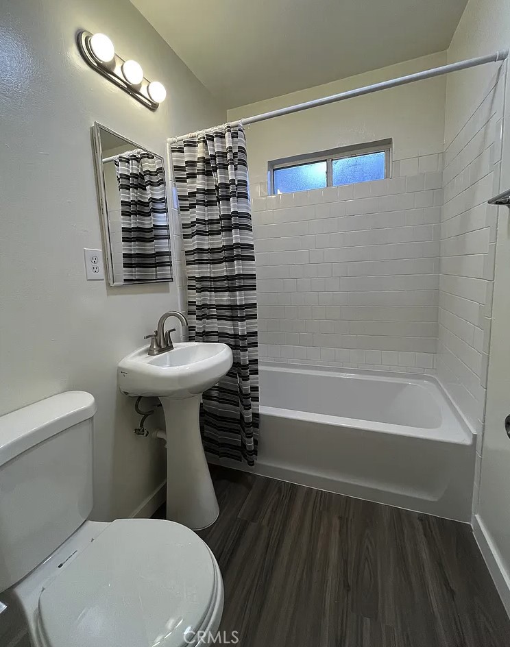 167 W Guinida Property Photo 6