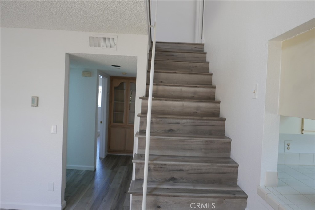 16795 Roosevelt C Property Photo 10