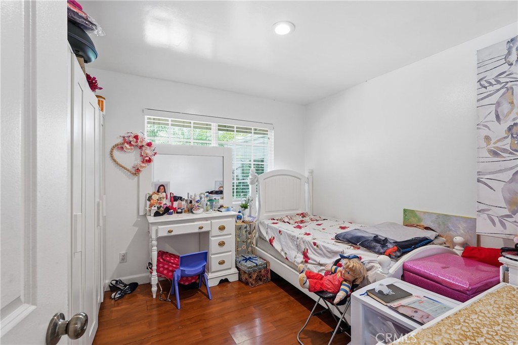 24092 Gemwood Drive Property Photo 10