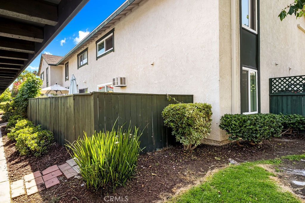 23232 Orange 7 Property Photo 29