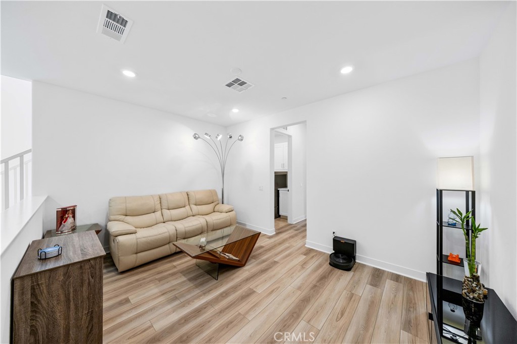 378 Mullberry Place Property Photo 16