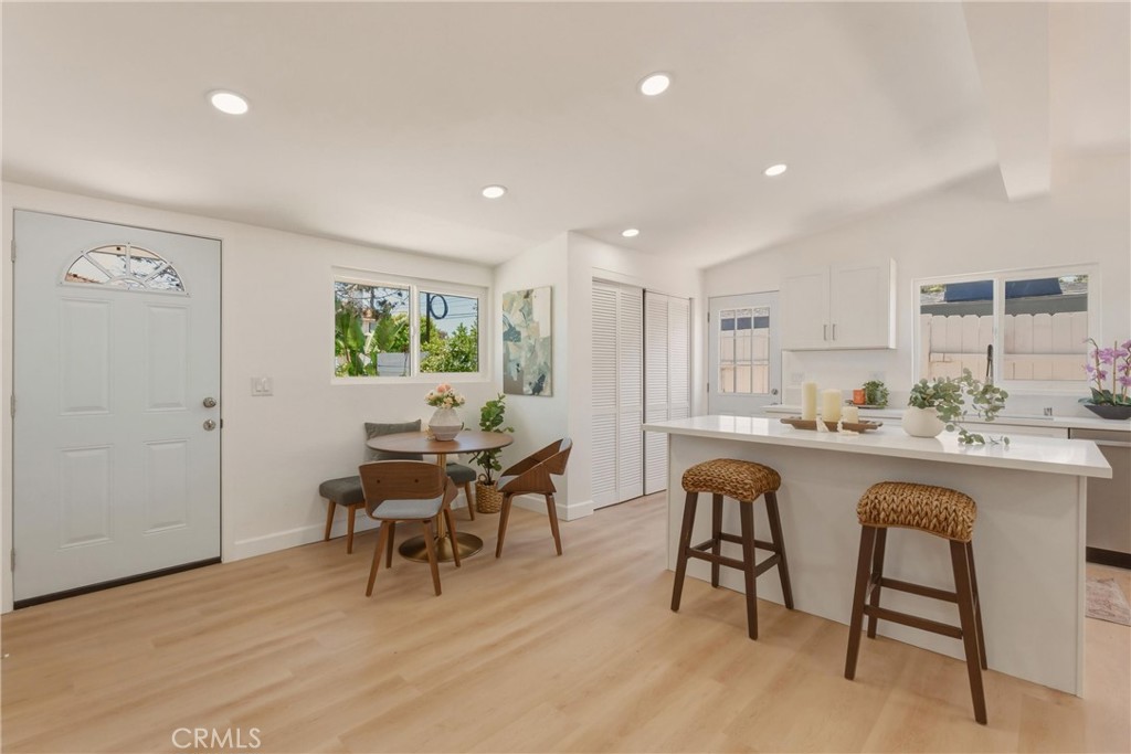 2107 Pomona Property Photo 8