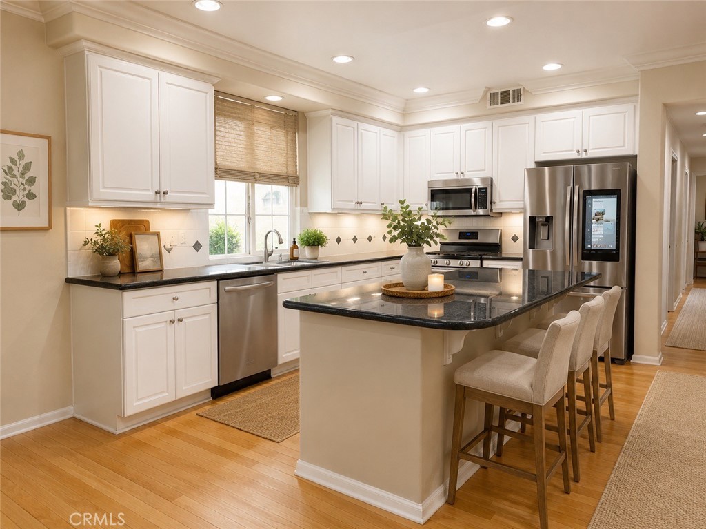 31 Regal Property Photo 8
