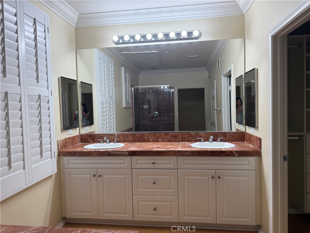 31 Regal Property Photo 23