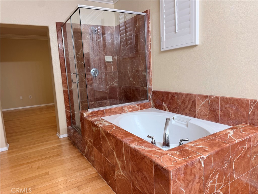 31 Regal Property Photo 24