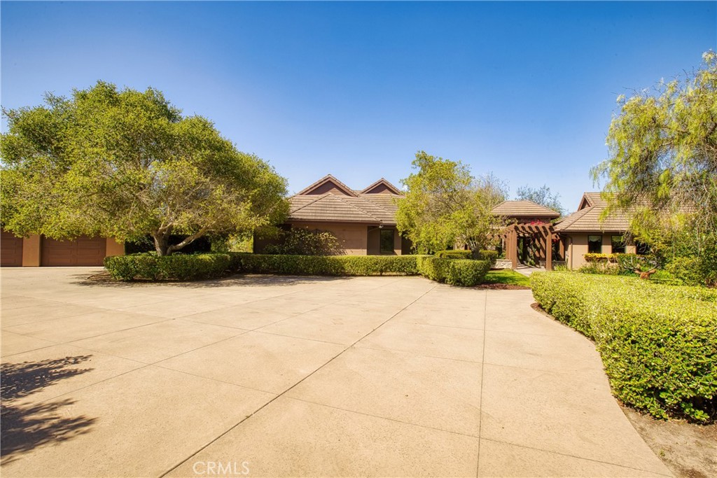 2075 Sea Oak Lane Property Photo 5