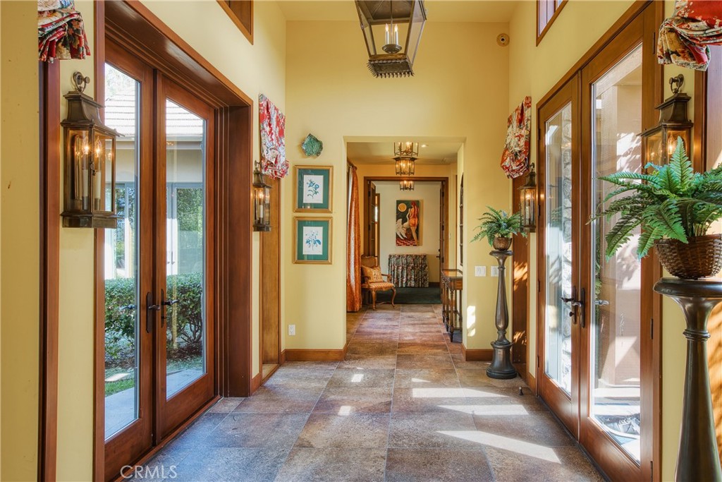 2075 Sea Oak Lane Property Photo 18