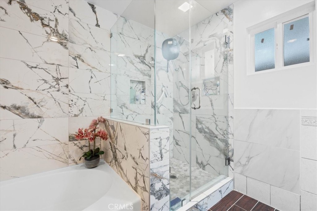1171 Curie Property Photo 3
