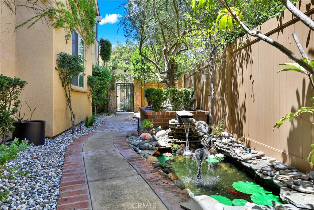 28339 Via Del Mar Property Photo 3