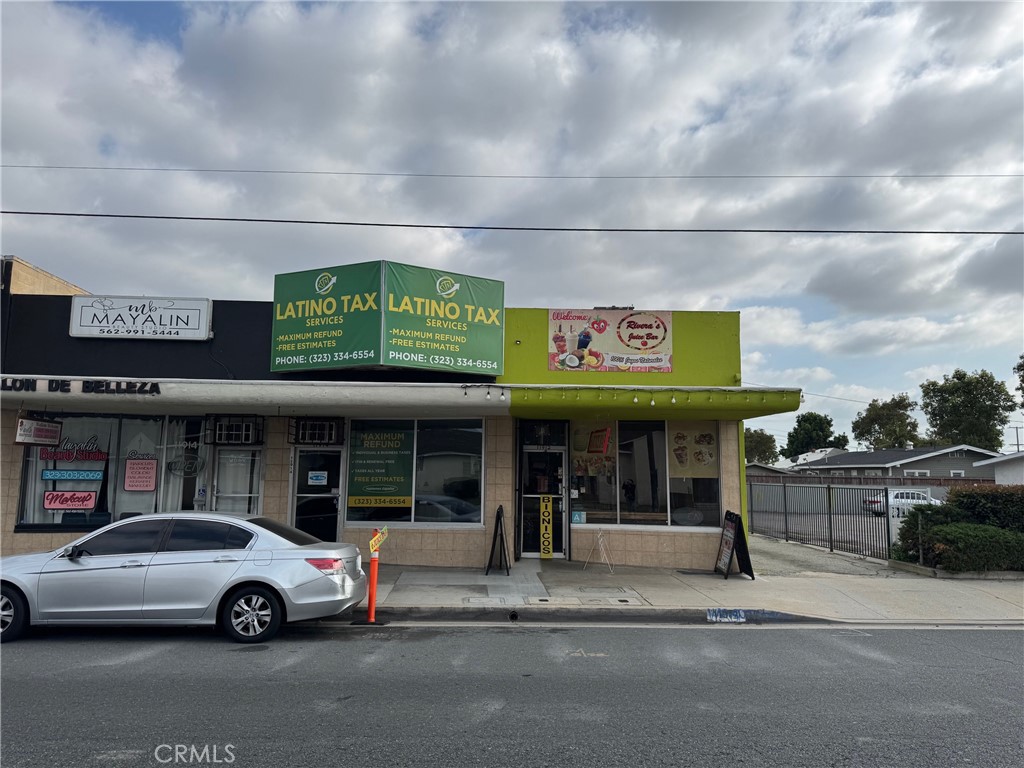 11912 Rosecrans Ave Property Photo 1