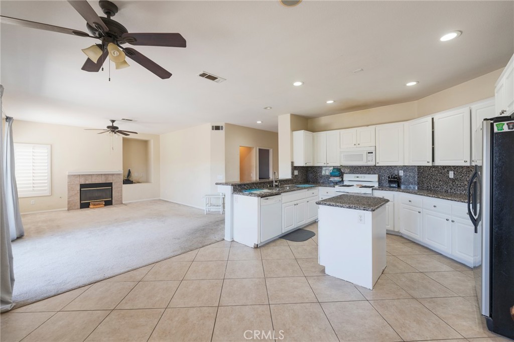 32914 Willow Bay Property Photo 6