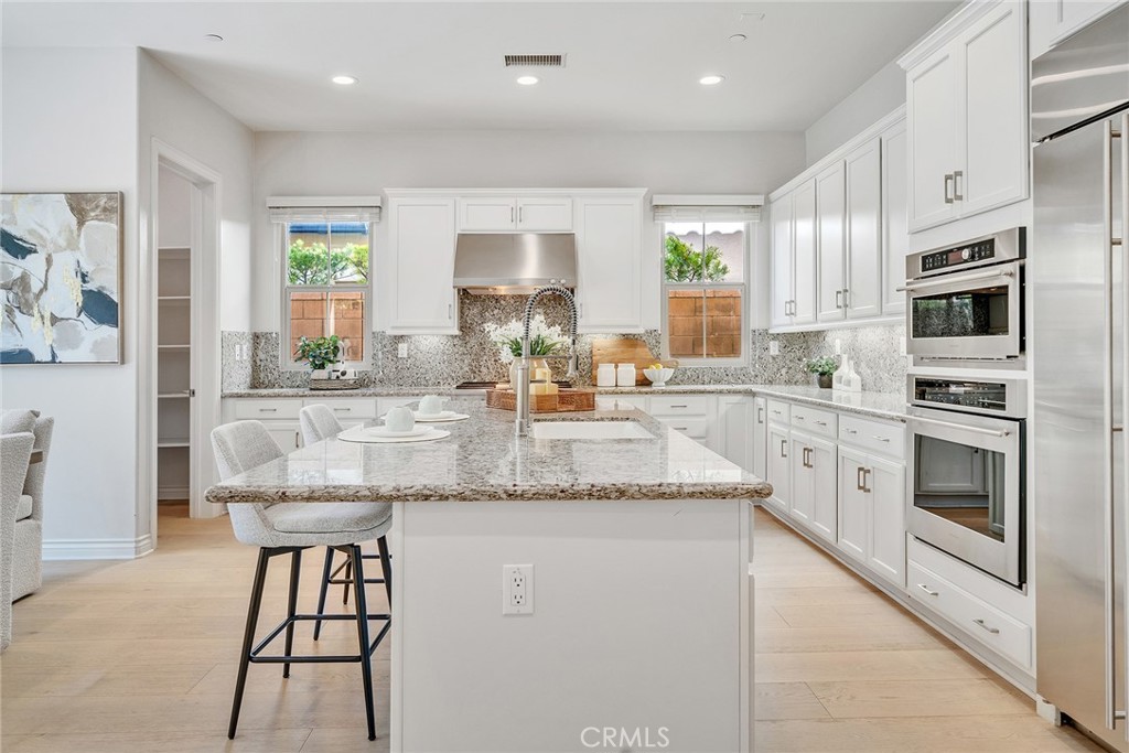 116 Cordial Property Photo 24