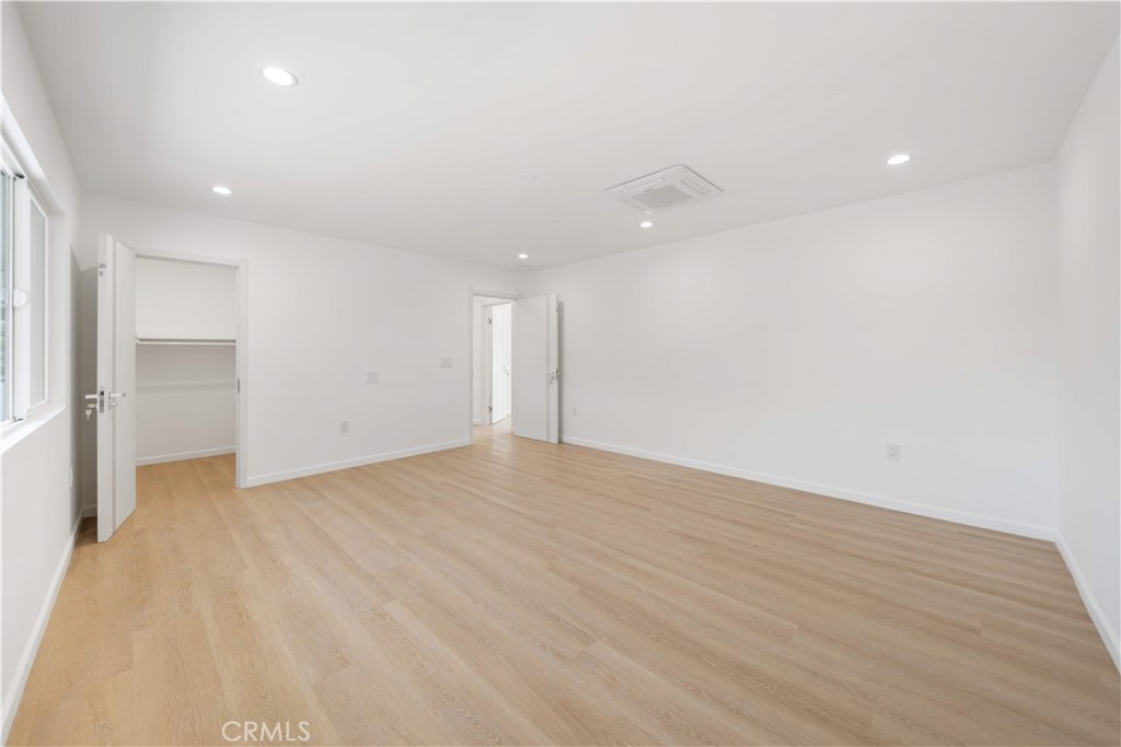 5191 E Lakeside Dr Property Photo 24