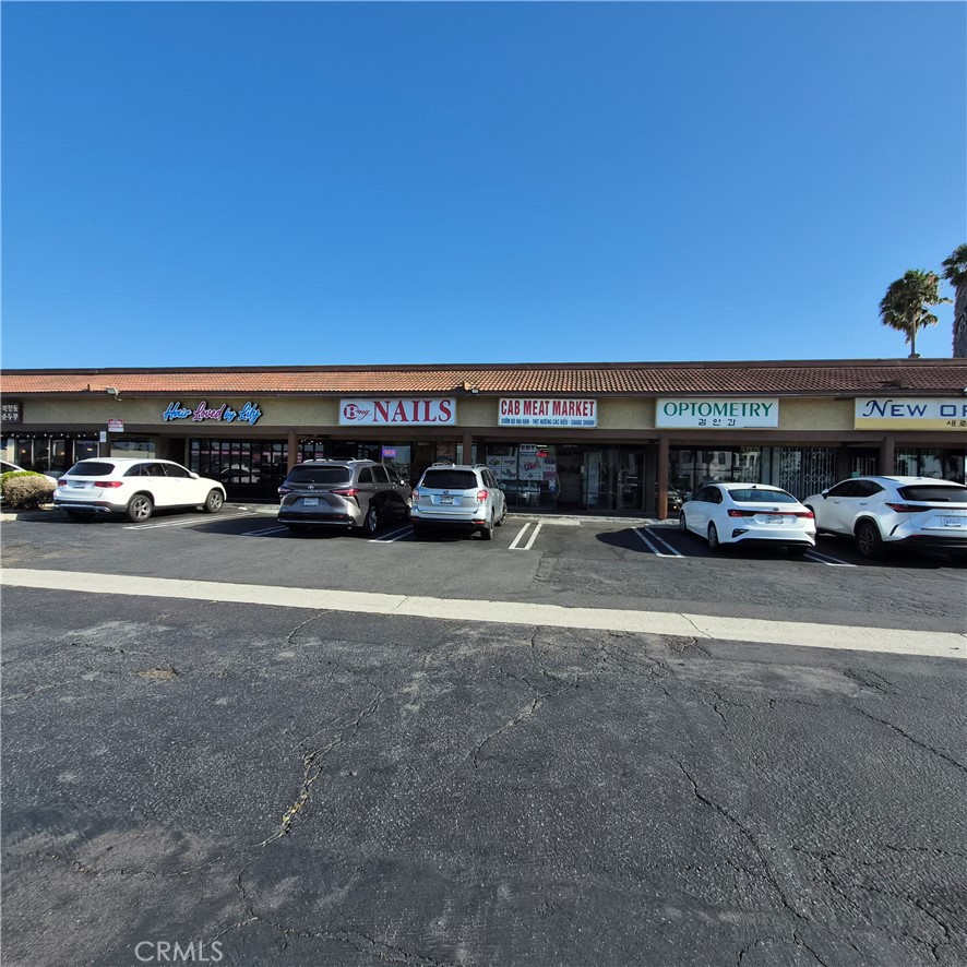 9520 Garden Grove 8 Property Photo 10