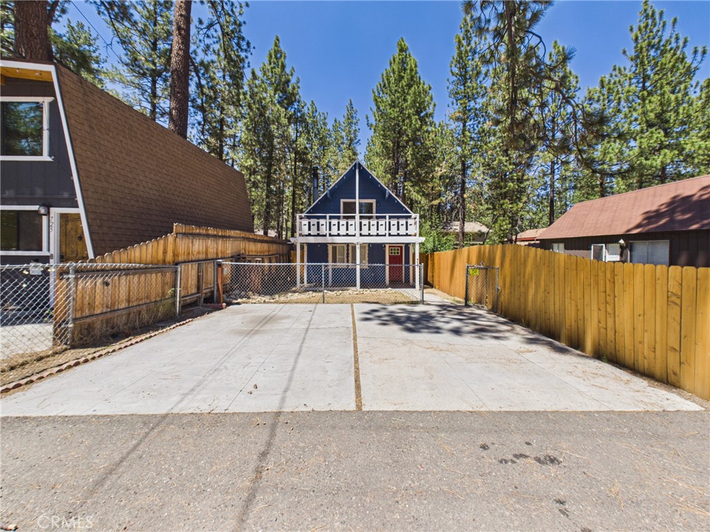 727 Elysian Boulevard Property Photo 23