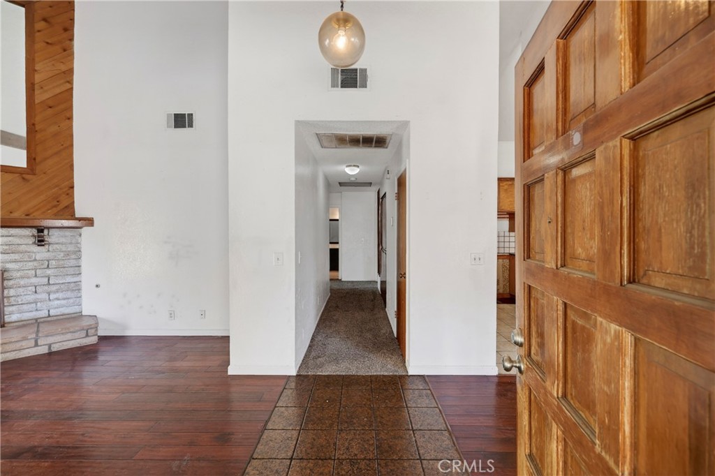 13010 Spring Valley Parkway Property Photo 7