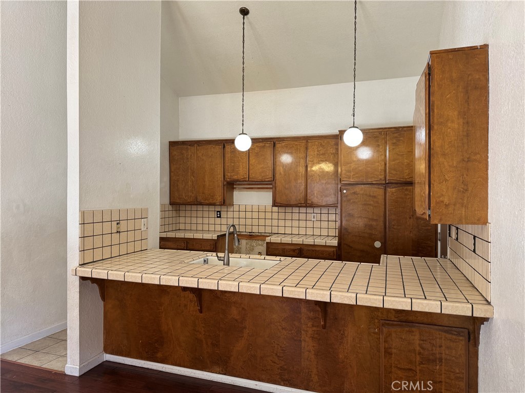 13010 Spring Valley Parkway Property Photo 13