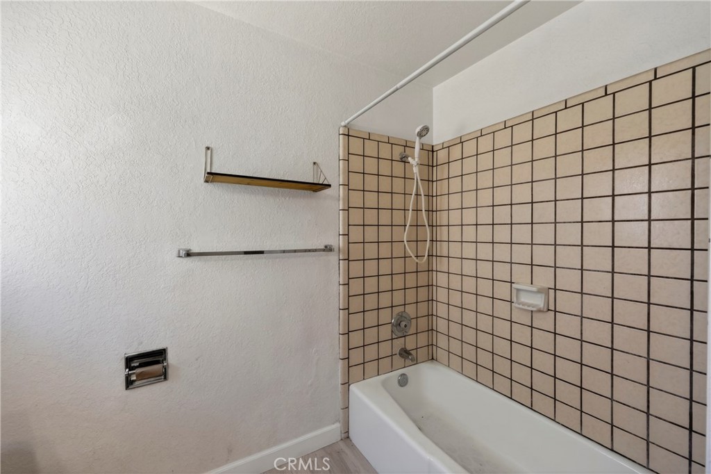 13010 Spring Valley Parkway Property Photo 20