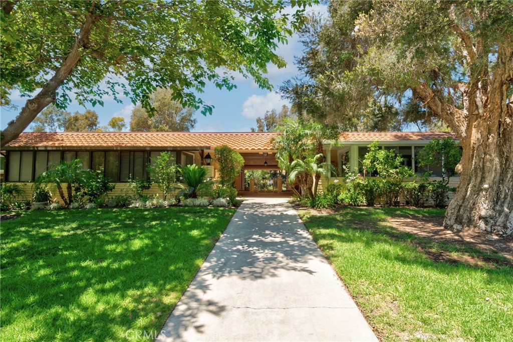 867 Avenida Sevilla P Property Photo 1