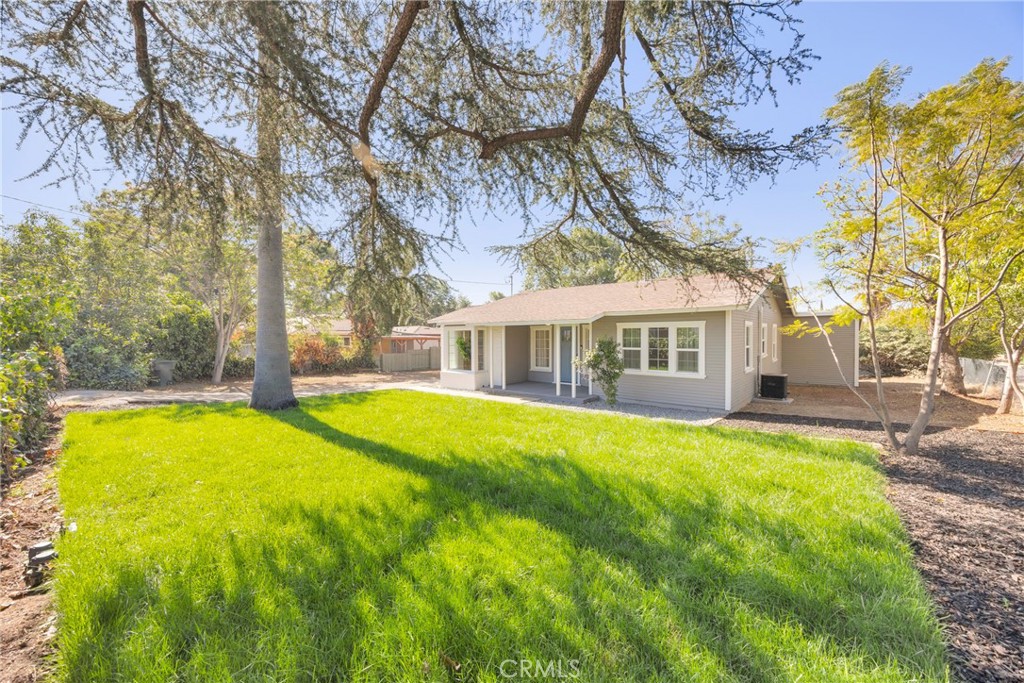 9309 Lomita Drive Property Photo 8