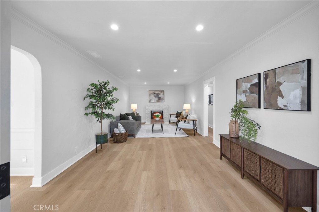 9309 Lomita Drive Property Photo 10