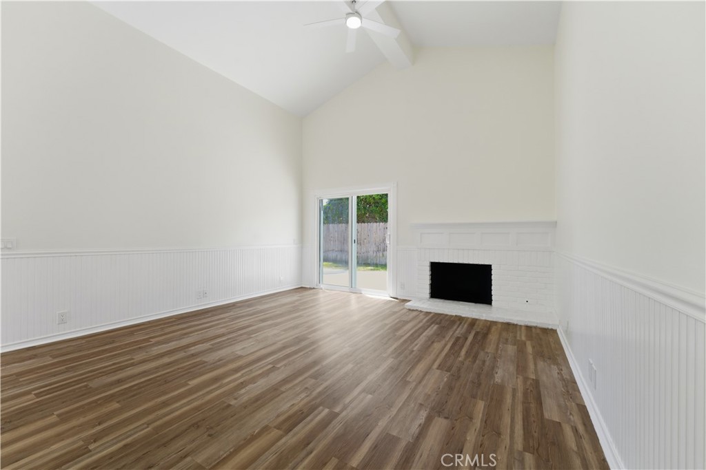 1806 Pepper Tree Court Property Photo 6