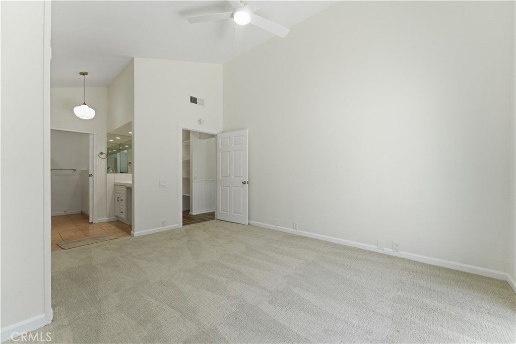 1806 Pepper Tree Court Property Photo 14