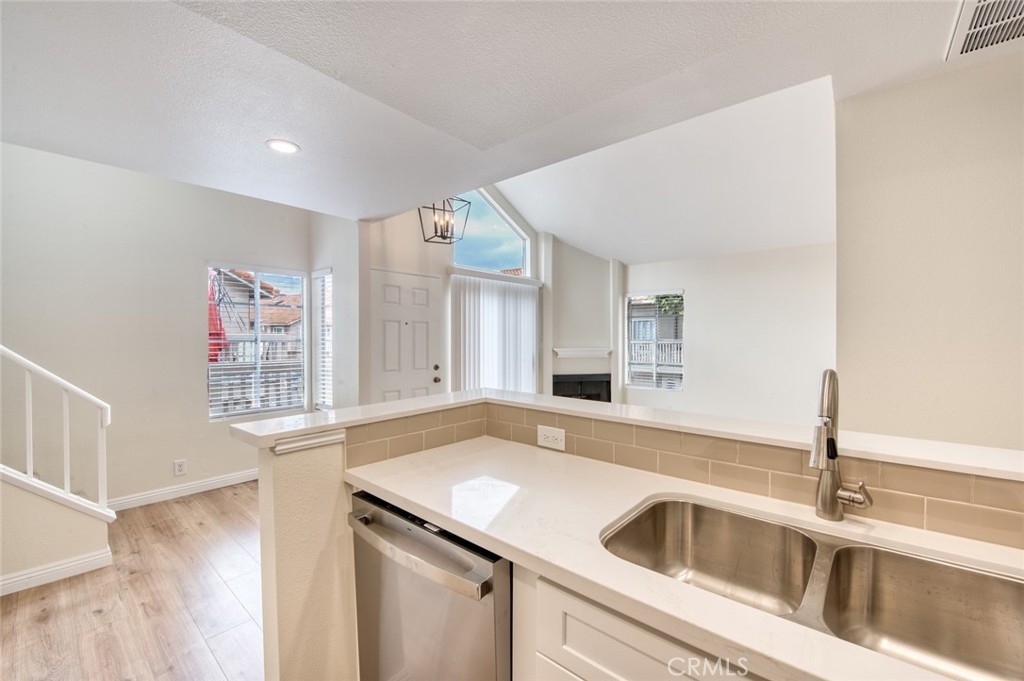 18948 Canyon Hill Property Photo 8