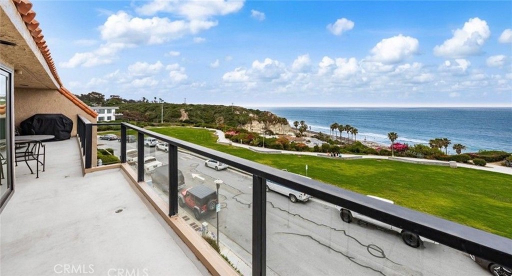 250 Avenida Lobeiro C Property Photo 1