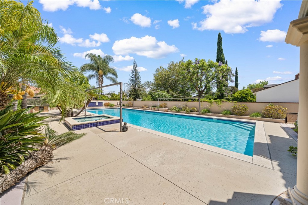 1104 E Camino Real Property Photo 10