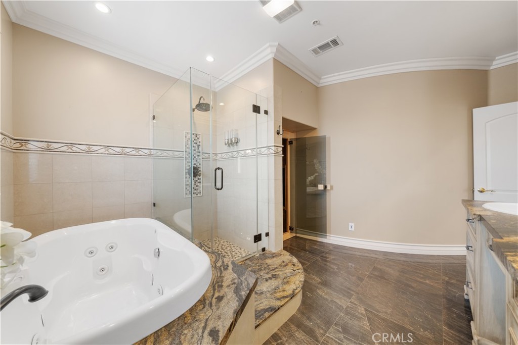 1104 E Camino Real Property Photo 21