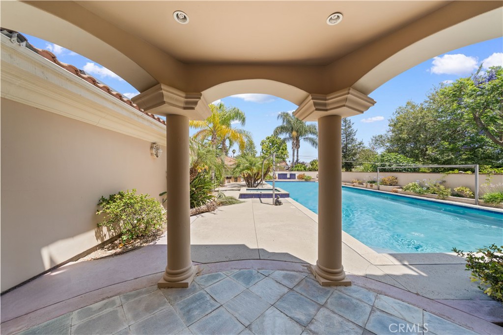 1104 E Camino Real Property Photo 30