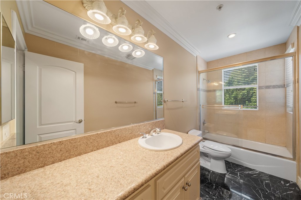 1104 E Camino Real Property Photo 36