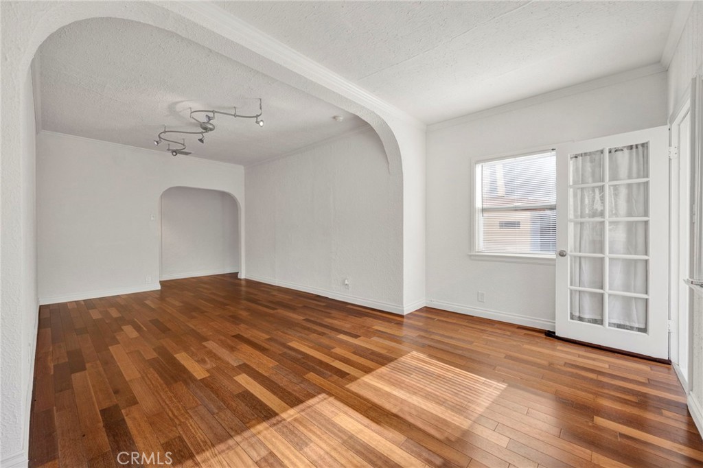 11301 Blix Property Photo 14