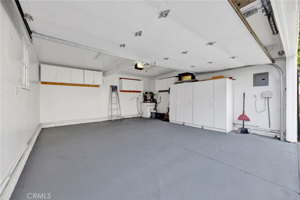 11301 Blix Property Photo 21