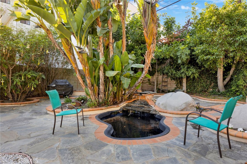 11301 Blix Property Photo 25