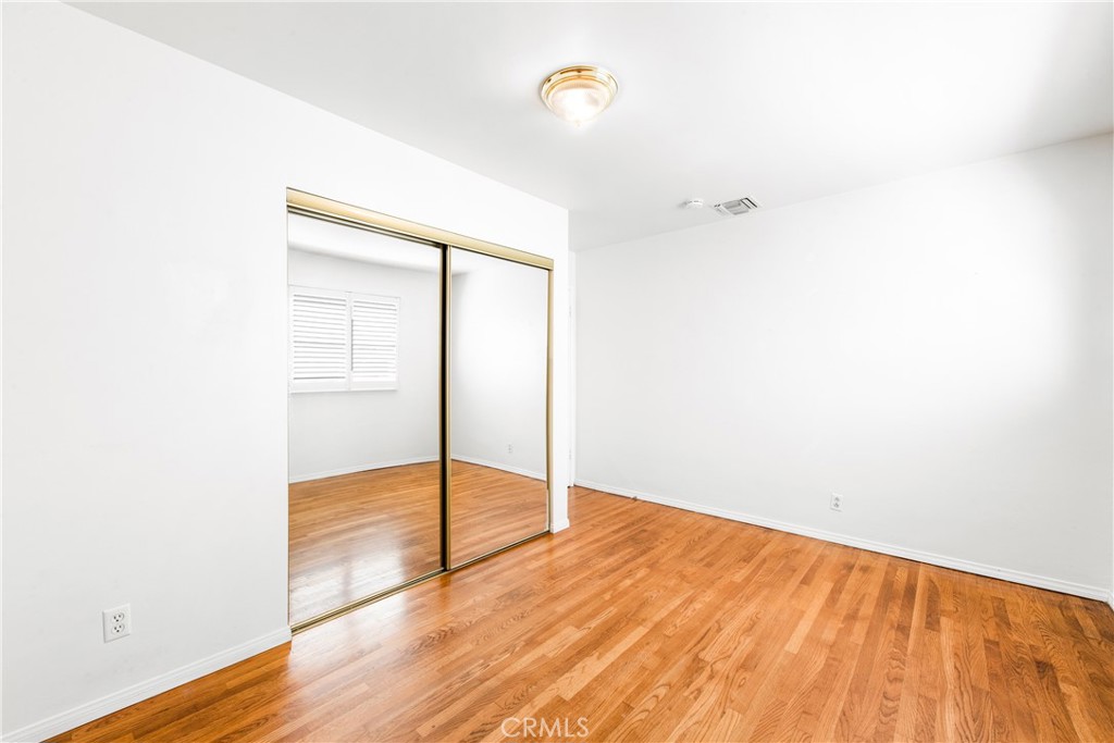 1231 E Mayfair Avenue Property Photo 23