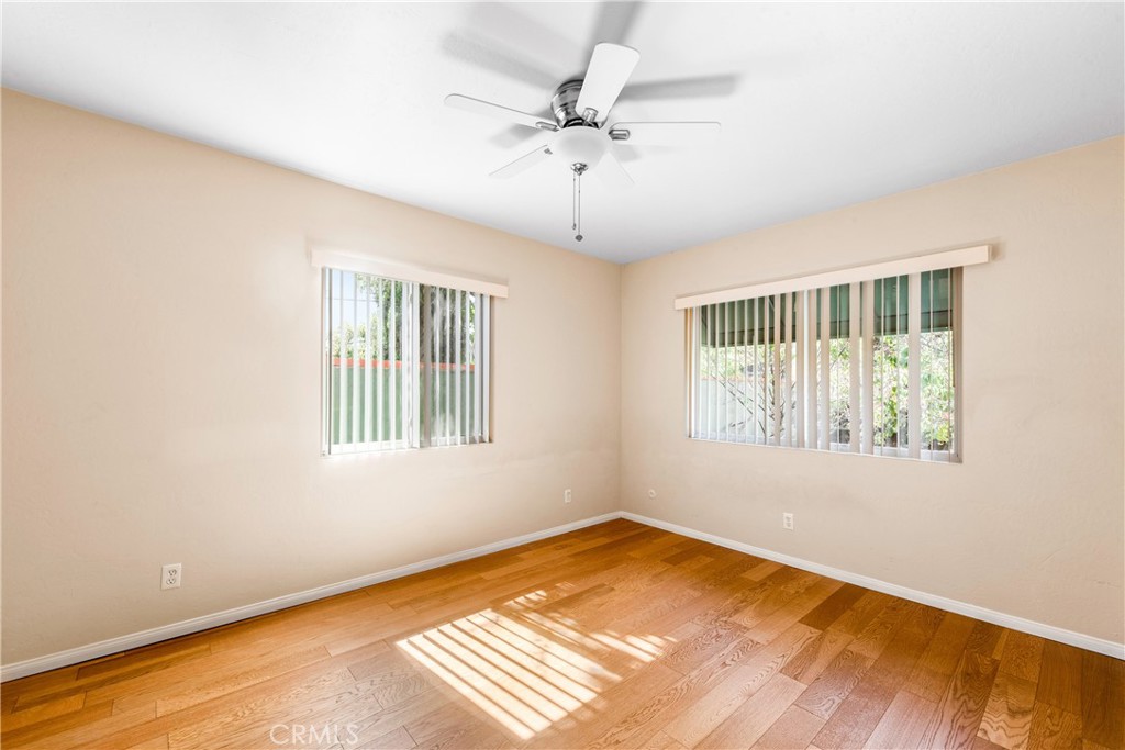 1231 E Mayfair Avenue Property Photo 24