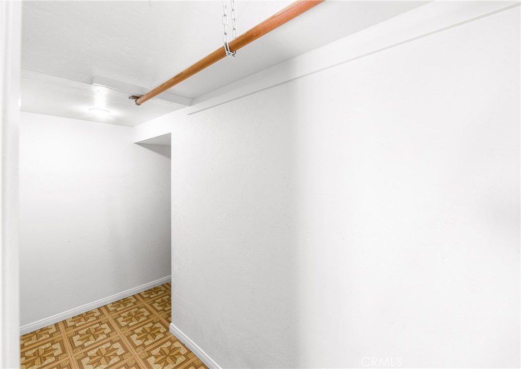 1231 E Mayfair Avenue Property Photo 27
