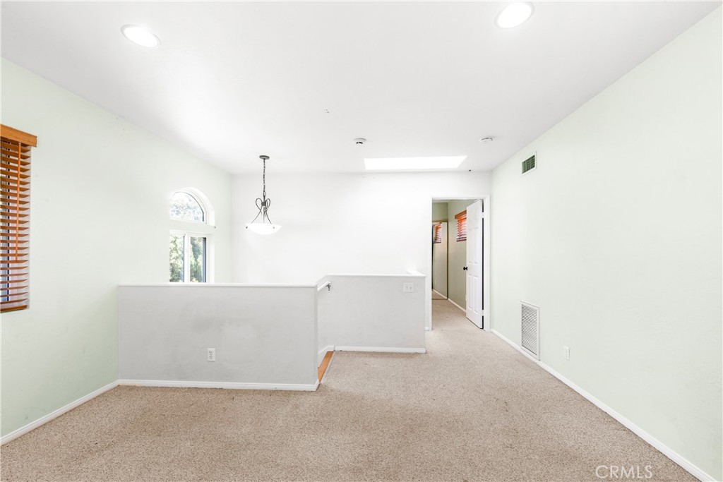 1231 E Mayfair Avenue Property Photo 36