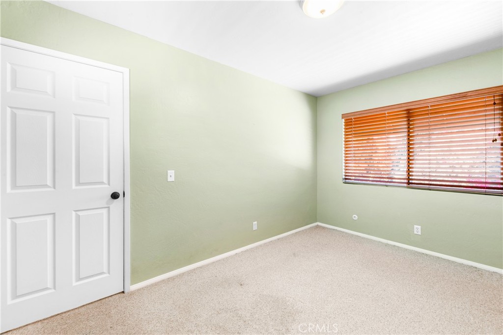 1231 E Mayfair Avenue Property Photo 39