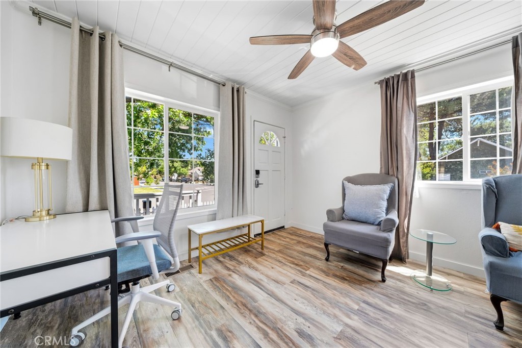 1403 B Property Photo 5