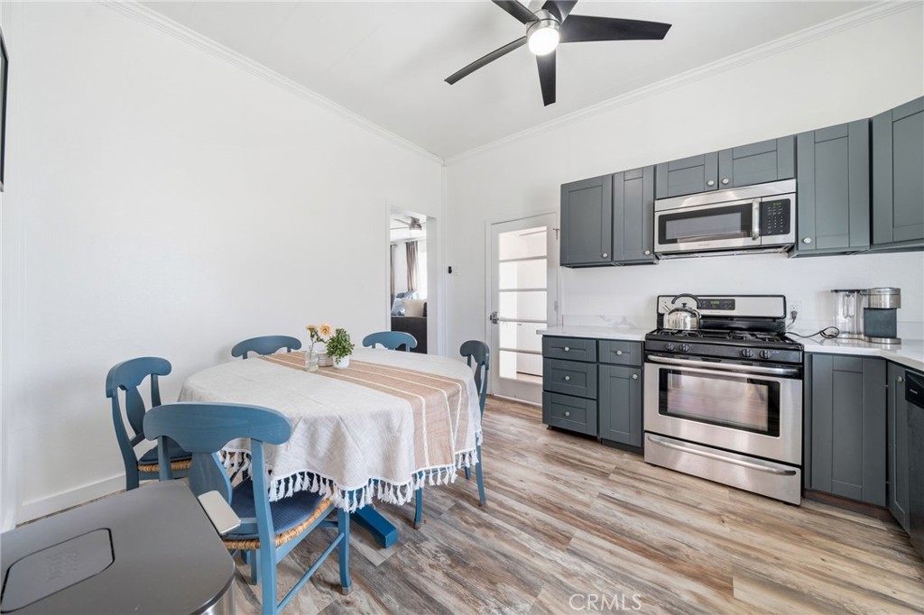 1403 B Property Photo 9