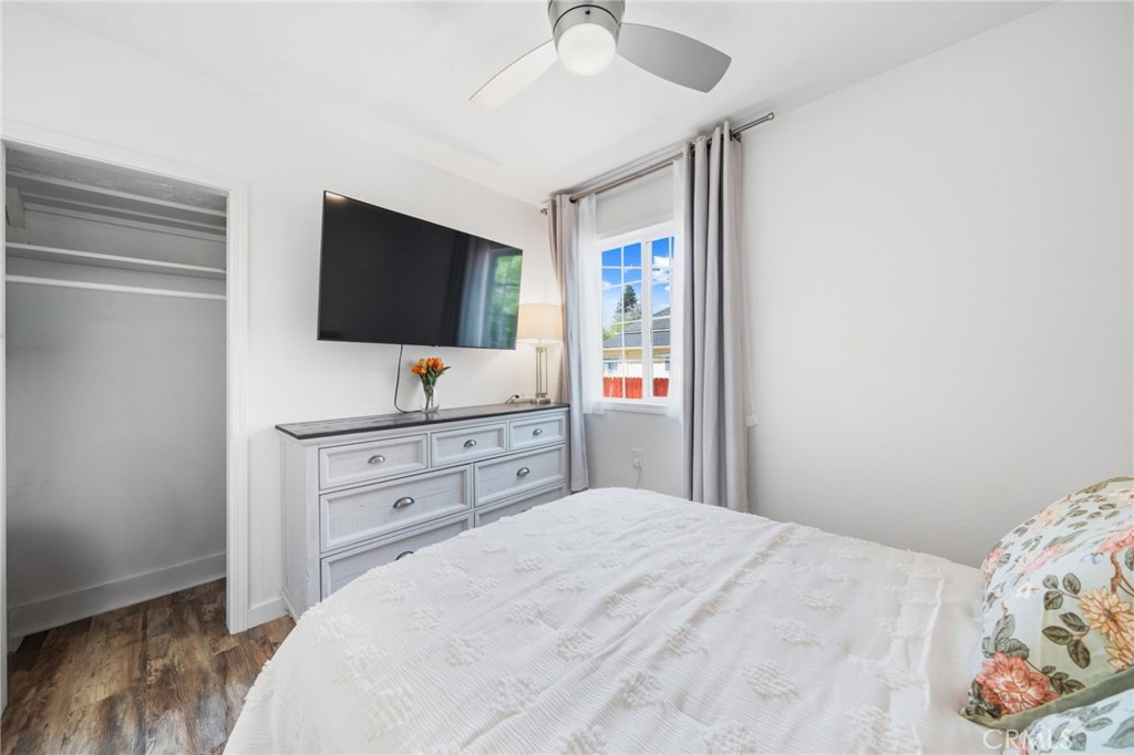 1403 B Property Photo 19