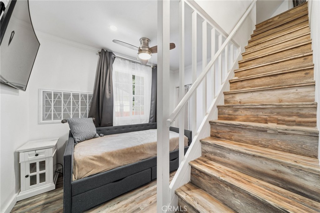 1403 B Property Photo 25