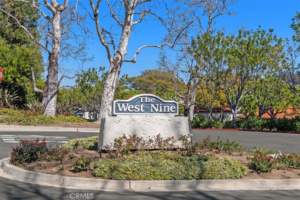 31508 W Nine Property Photo 1