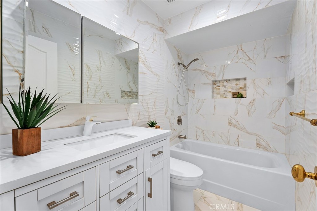 31508 W Nine Property Photo 14