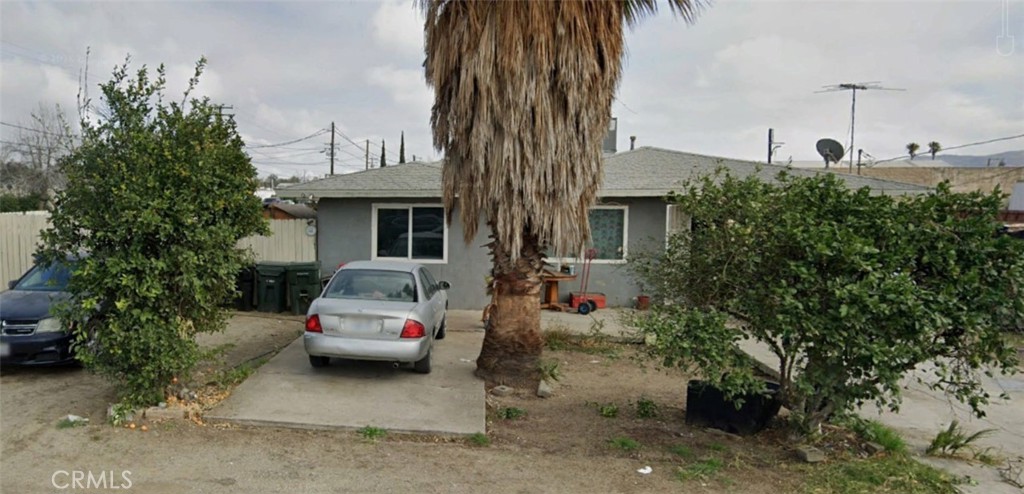 10409 Hemlock Avenue Property Photo 1
